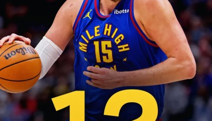 开云官网-势如破竹！NBA官方：恭喜掘金以3号种子和12连胜结束常规赛